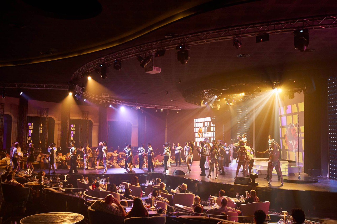 Cena de Gala - CHIC Cabaret, Hotel Palladium