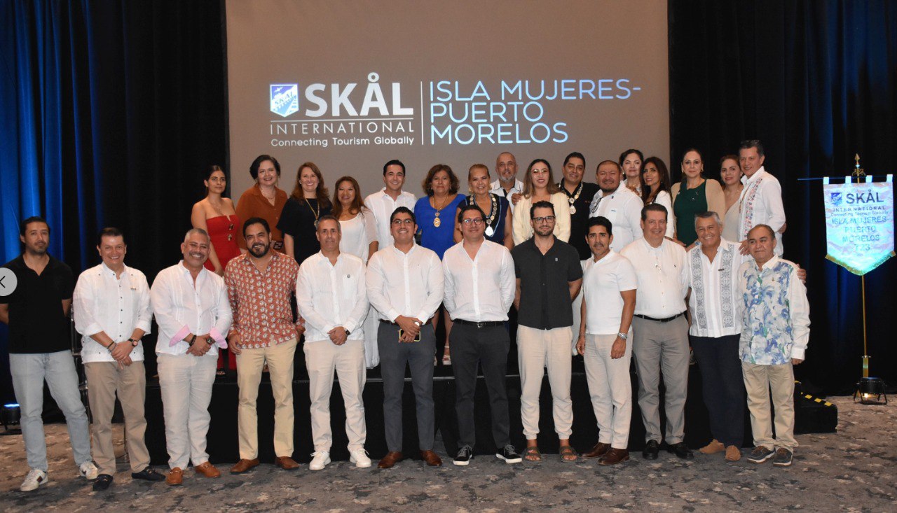 Toma de protesta de la nueva mesa directiva